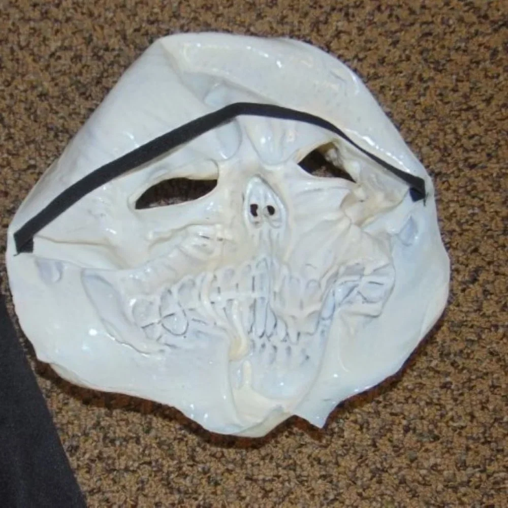Skeleton Extreme Reaper Halloween Costume 14/16 Hooded Robe, Mask, Hands Boys